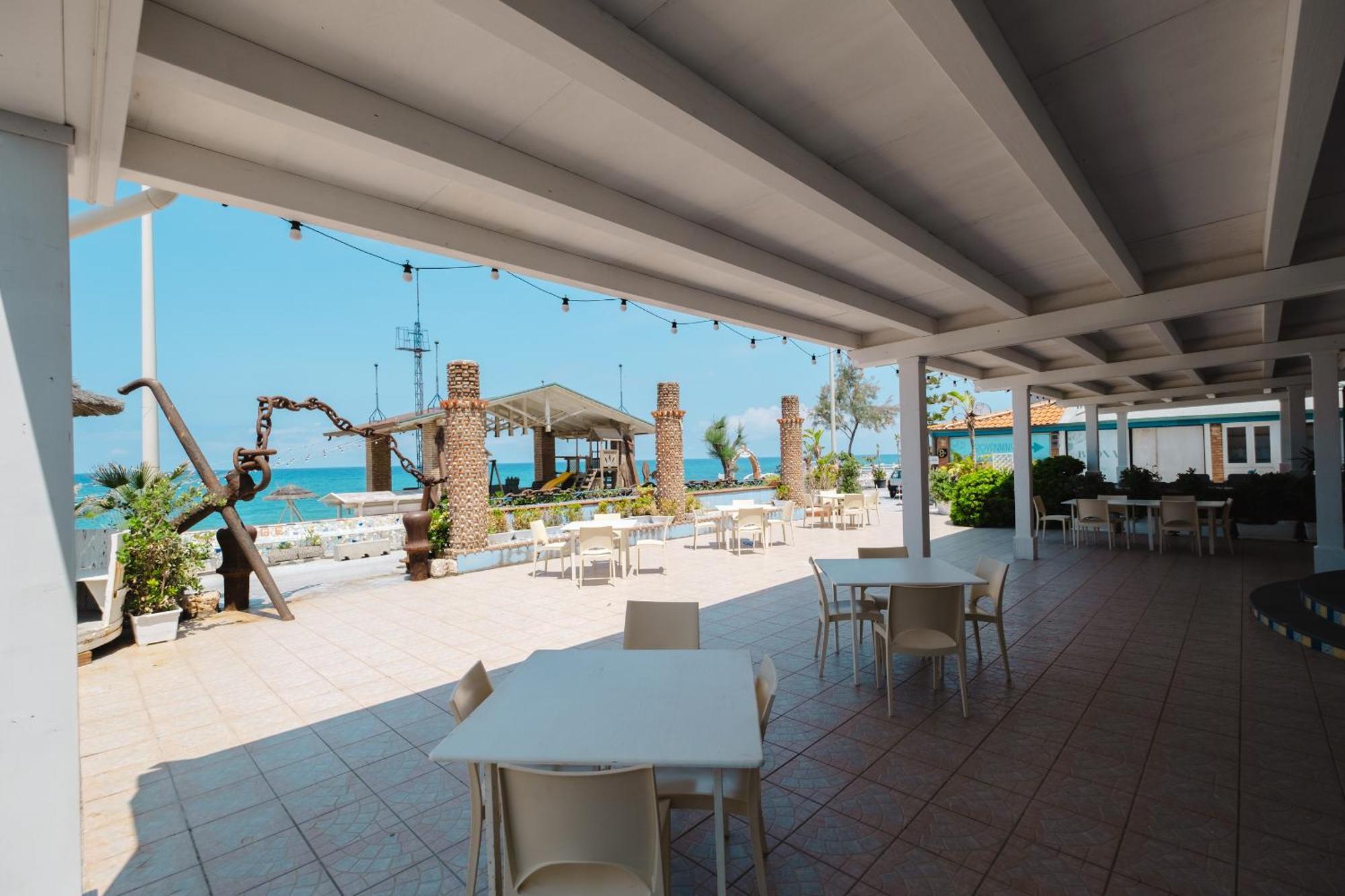 Oasi Azzurra Lejlighedshotel Messina Eksteriør billede