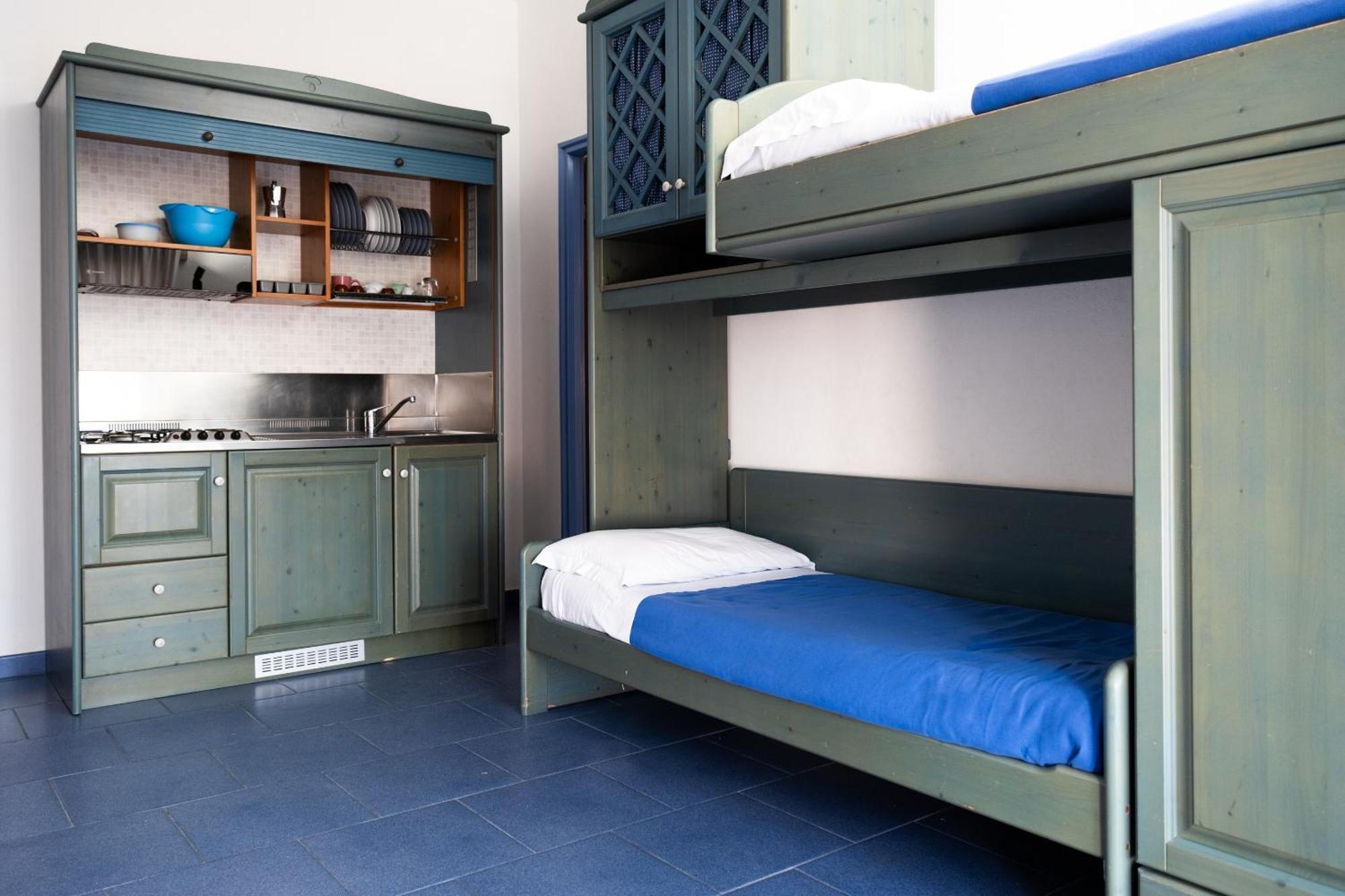Oasi Azzurra Lejlighedshotel Messina Eksteriør billede