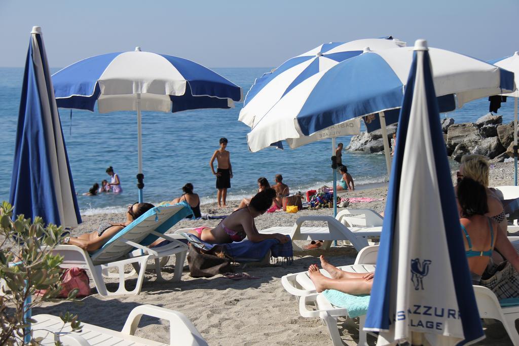 Oasi Azzurra Lejlighedshotel Messina Eksteriør billede